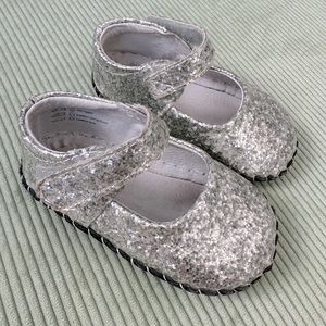 Pediped Silver Mary Jane Shoes Toddler Early Walker 6-12M 4/4.5